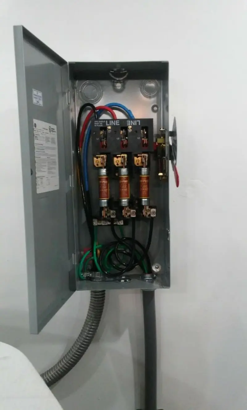 Three-phase disconnect switch installed for Electrical Wiring & Rewiring in Elm Creek